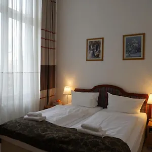2* Отель City Pension Berlin